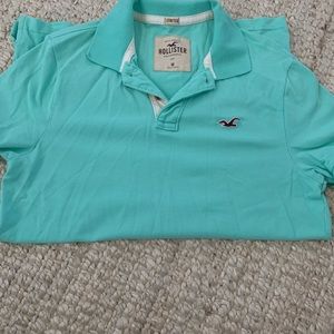 Men’s Hollister shirt